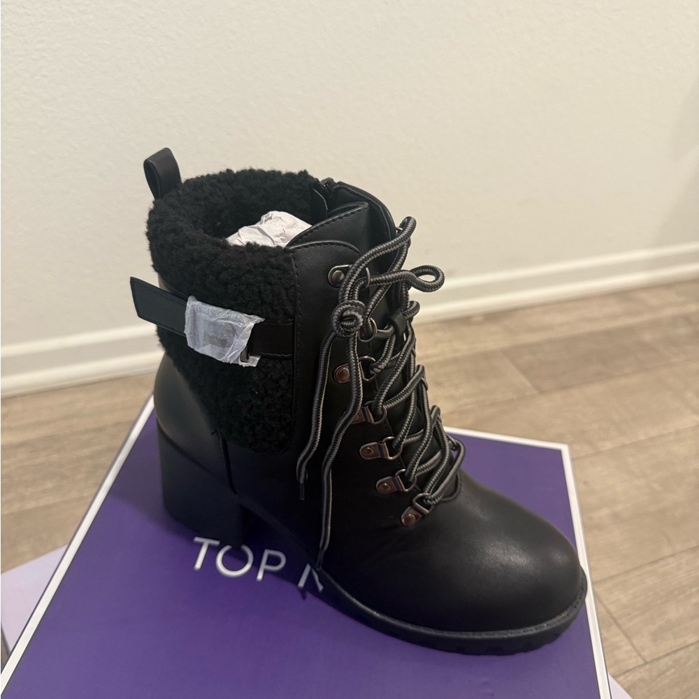 TOP Moda Women's Black Lace Up Boots